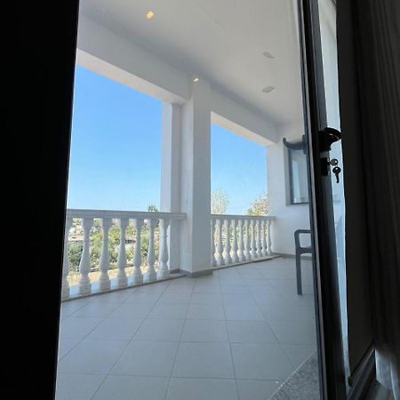 Icon Hotel Vlore Bagian luar foto
