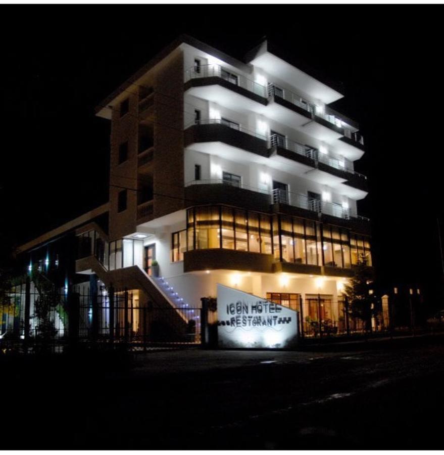 Icon Hotel Vlore Bagian luar foto