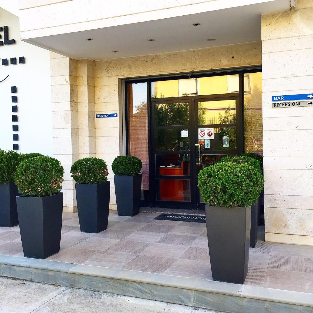 Icon Hotel Vlore Bagian luar foto
